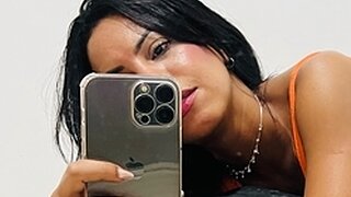 Lindeza 27's Live Cam