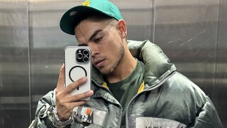 MikeeScooth's Live Cam