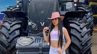 Bela Jasmyne's Live Cam
