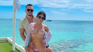 LyndaAndAntony's Live Cam
