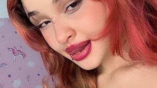 Ahriana Fox's Live Cam