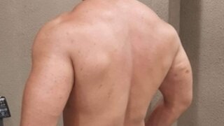 Muscle Lush's Live Cam