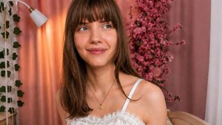 AuroraWeil's Live Cam