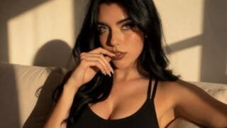 ZoeeMar's Live Cam