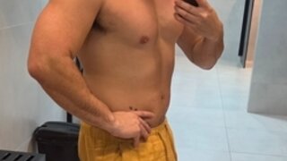 Theo Dominador's Live Cam