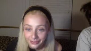 tinyandj's Live Cam