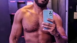 Edu Carioca's Live Cam