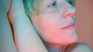 BlueEye_Girl's Live Cam
