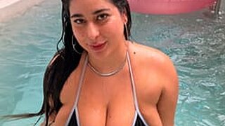 Nathalia Dias's Live Cam