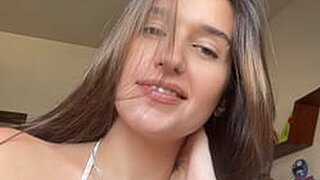 Nina Kosta's Live Cam