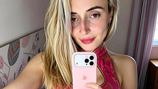 Shirlita2's Live Cam
