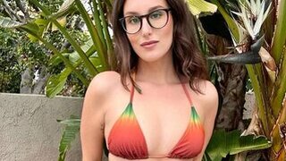 Annmarie Ferrara's Live Cam