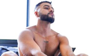 CrisFoster's Live Cam