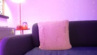 littlee33's Live Cam