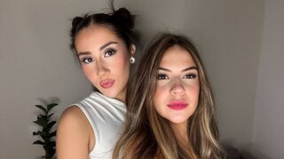 LunaAndFyre's Live Cam