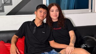 EvelinAndMateo's Live Cam