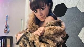 OrianaLaFrancaise's Live Cam