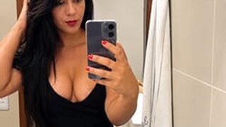 Eshyle Silva's Live Cam