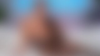 madelanecoote's Live Cam