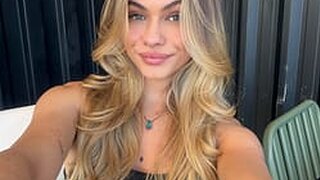 Iane Loov's Live Cam