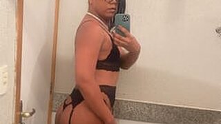 Mayka Mello's Live Cam