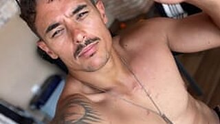 Jef Boy's Live Cam