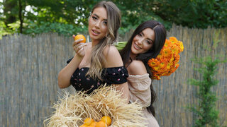 LexyandOlivia's Live Cam