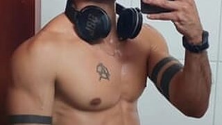 Jamal Malik's Live Cam